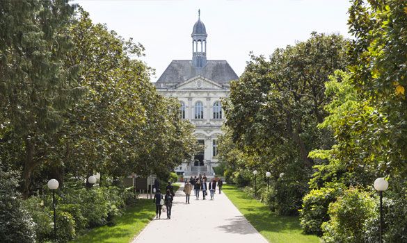Allée du palais universitaire campus UCO Angers © Julien Knaub | UCO