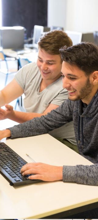 Étudiants licence maths-info campus UCO Angers